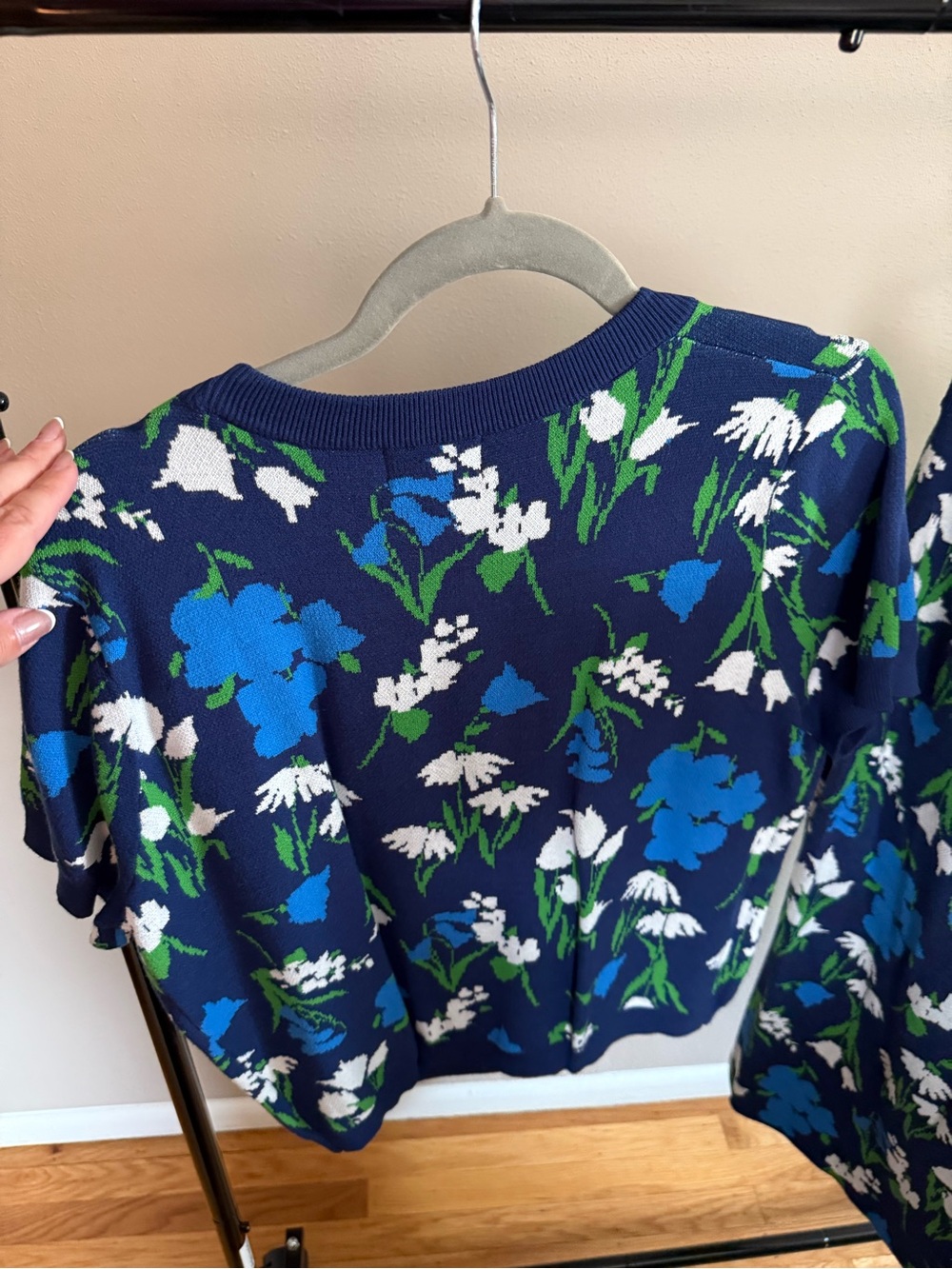 kate spade for Target Navy Blue Floral Two-Piece women’s sweater and skirt Set - Picture 6 of 7